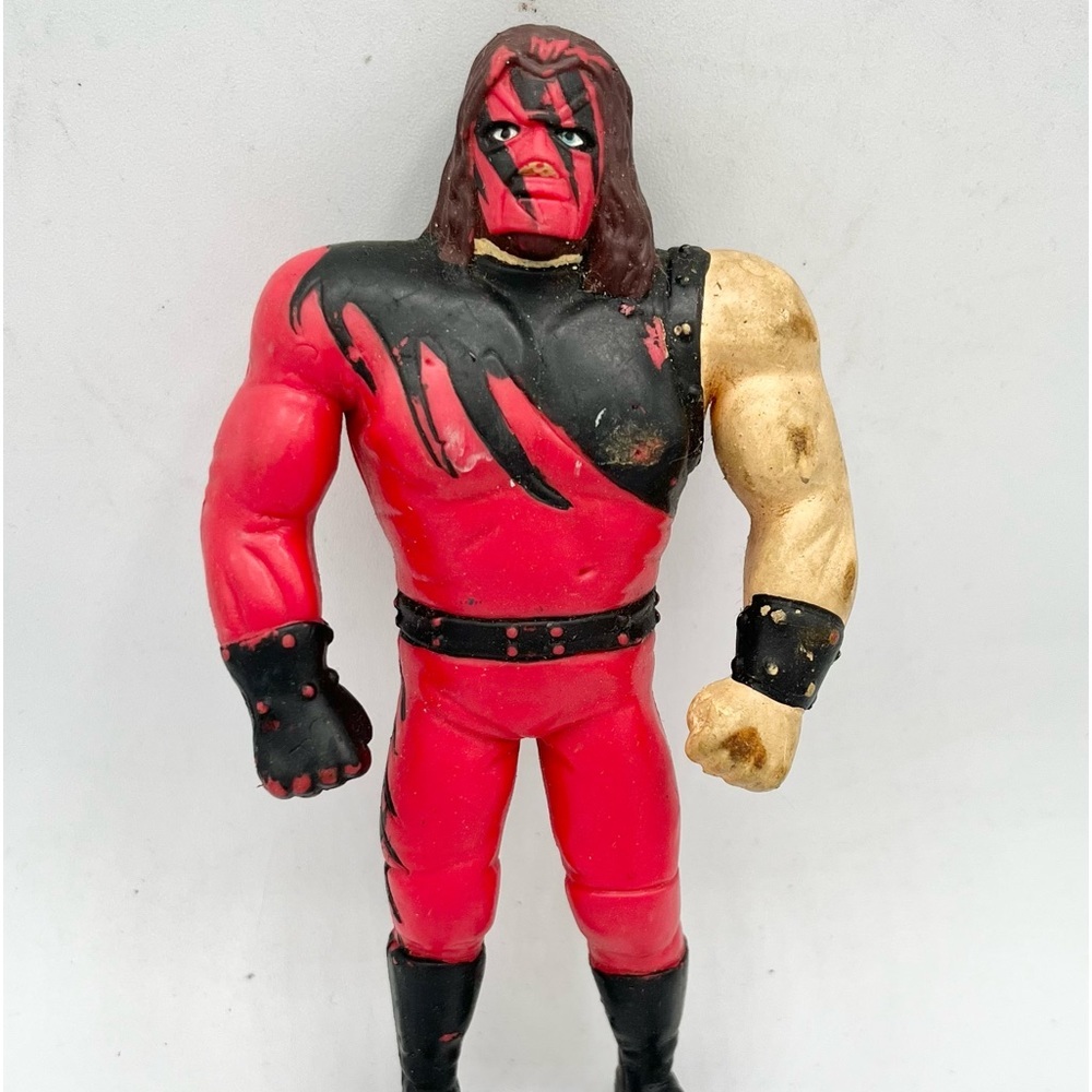 WWF WWE‎ Kane BendEms 1998 Titan Sports JUST TOYS 5” Action Figure VINTAGE